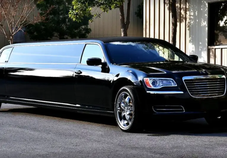 Pro Tips for Choosing the Perfect Limo for Your Wedding in Houston